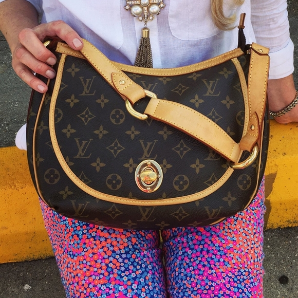 Louis Vuitton Handbags - ✨💎 2x HP💎✨Louis Vuitton Tulum